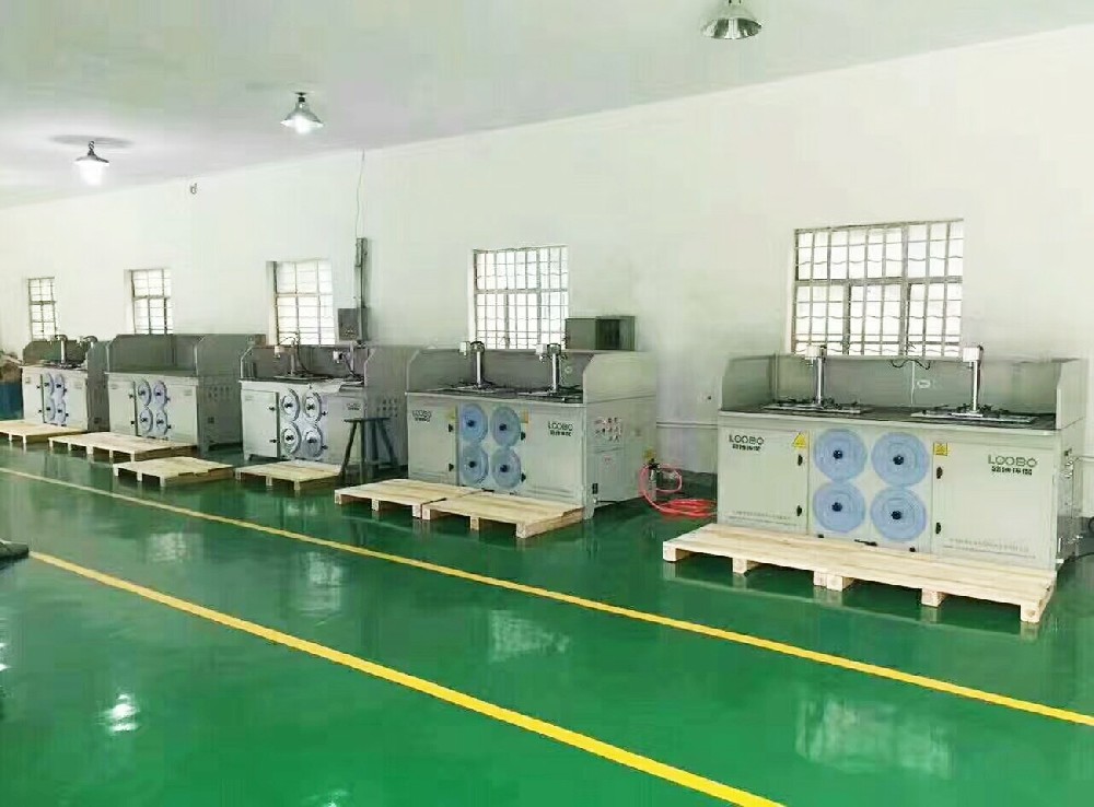 打磨除尘工作台：提升生产效率与工人健康的双重保障 (2).jpg